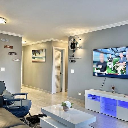 Waikiki Condo 2 Bedrooms 2 Bathrooms With 1 Free Parking Space Honolulu Bagian luar foto