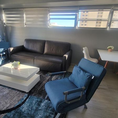 Waikiki Condo 2 Bedrooms 2 Bathrooms With 1 Free Parking Space Honolulu Bagian luar foto