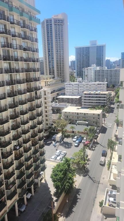 Waikiki Condo 2 Bedrooms 2 Bathrooms With 1 Free Parking Space Honolulu Bagian luar foto