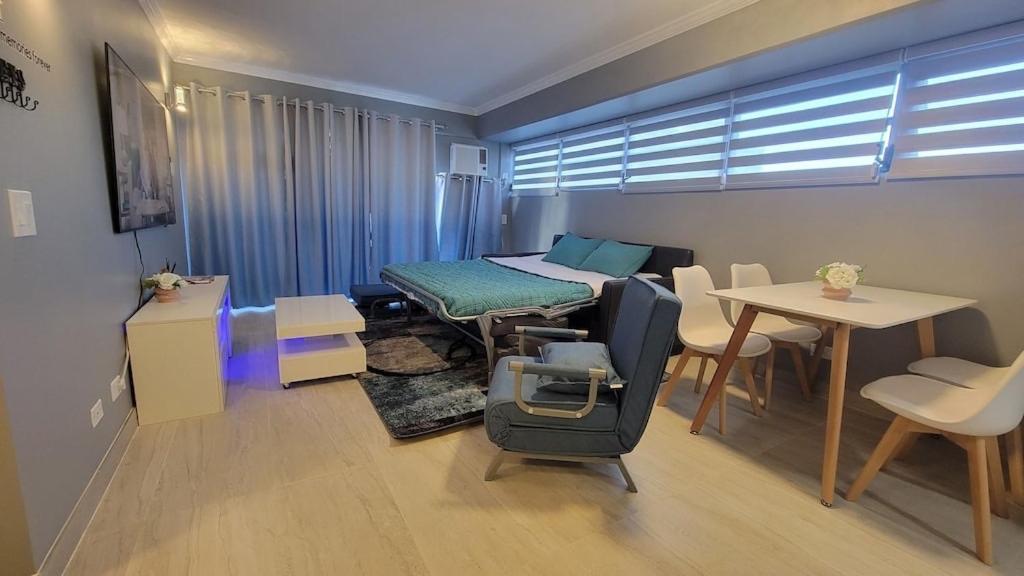 Waikiki Condo 2 Bedrooms 2 Bathrooms With 1 Free Parking Space Honolulu Bagian luar foto