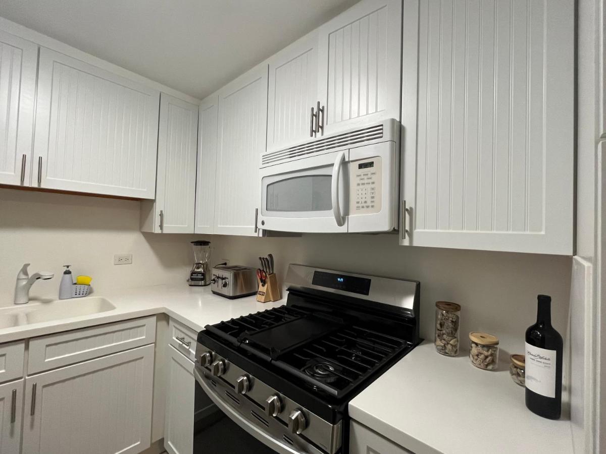 Waikiki Condo 2 Bedrooms 2 Bathrooms With 1 Free Parking Space Honolulu Bagian luar foto
