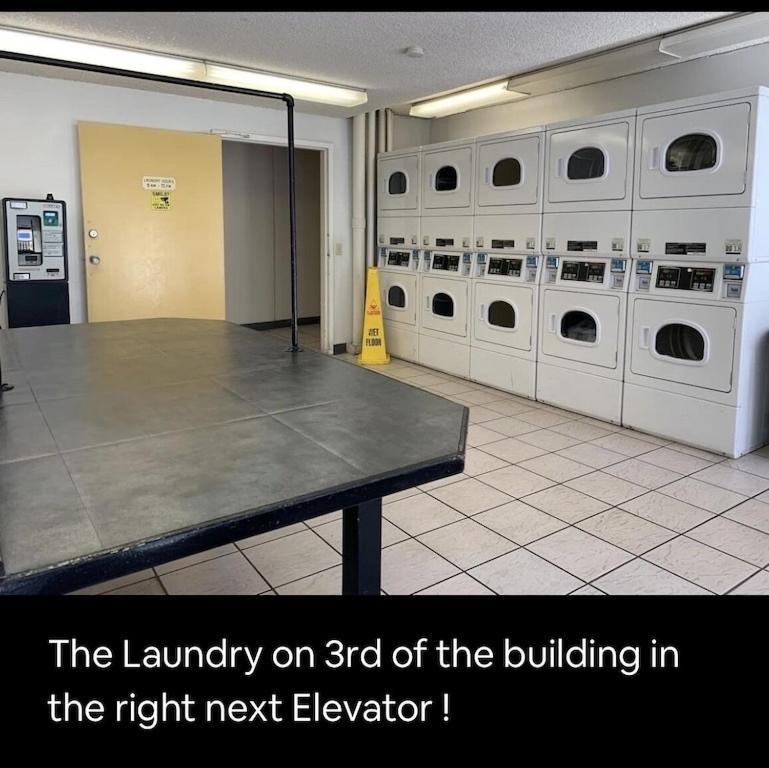 Waikiki Condo 2 Bedrooms 2 Bathrooms With 1 Free Parking Space Honolulu Bagian luar foto