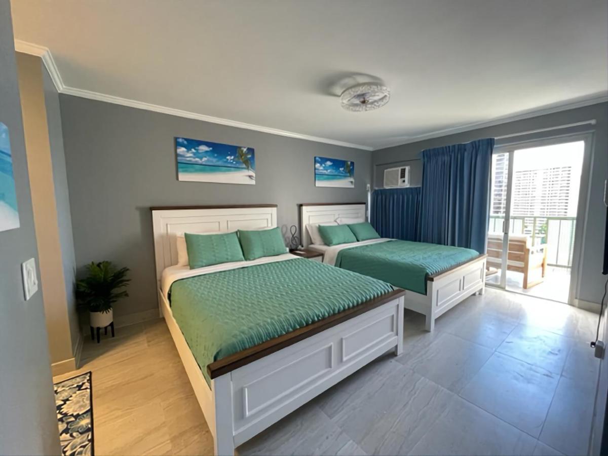Waikiki Condo 2 Bedrooms 2 Bathrooms With 1 Free Parking Space Honolulu Bagian luar foto