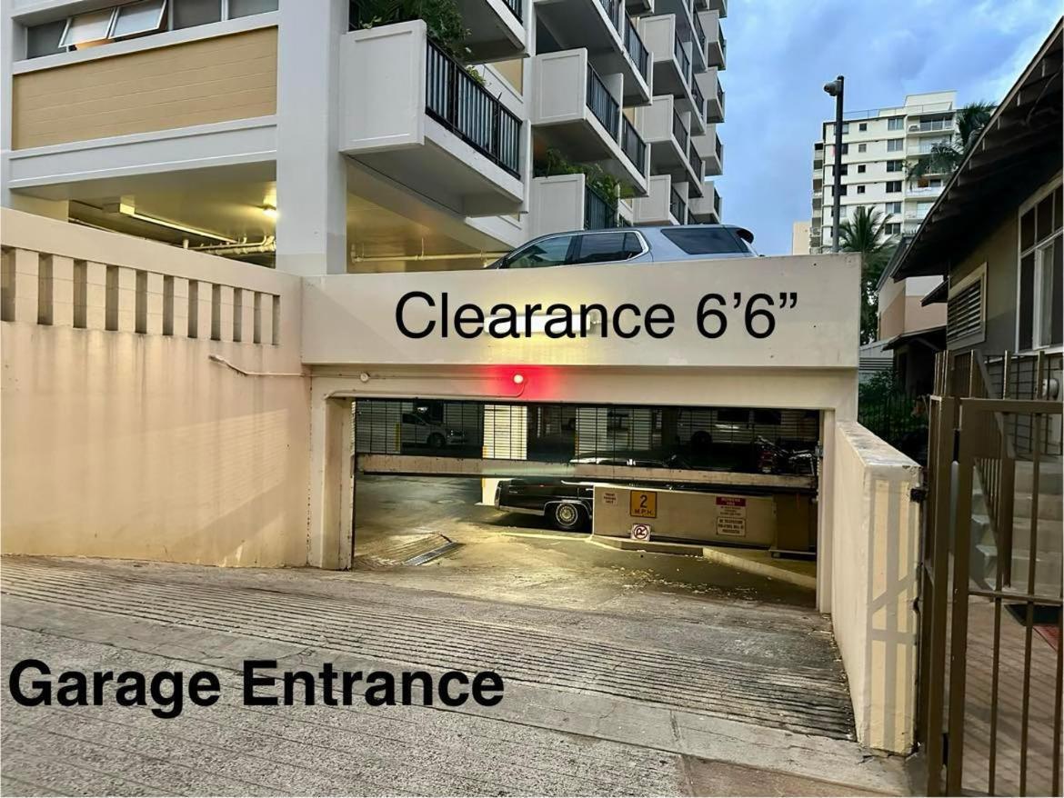 Waikiki Condo 2 Bedrooms 2 Bathrooms With 1 Free Parking Space Honolulu Bagian luar foto
